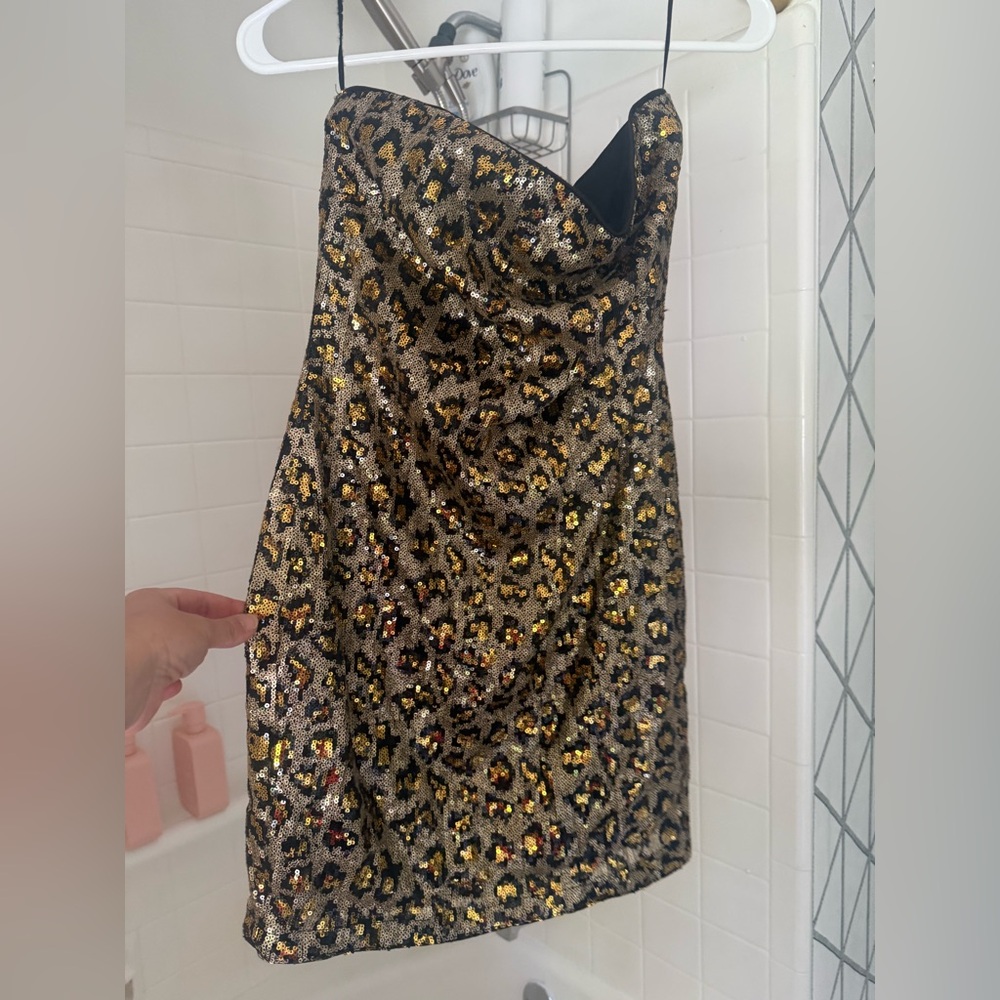 NWT Blush sequin dress. Medium